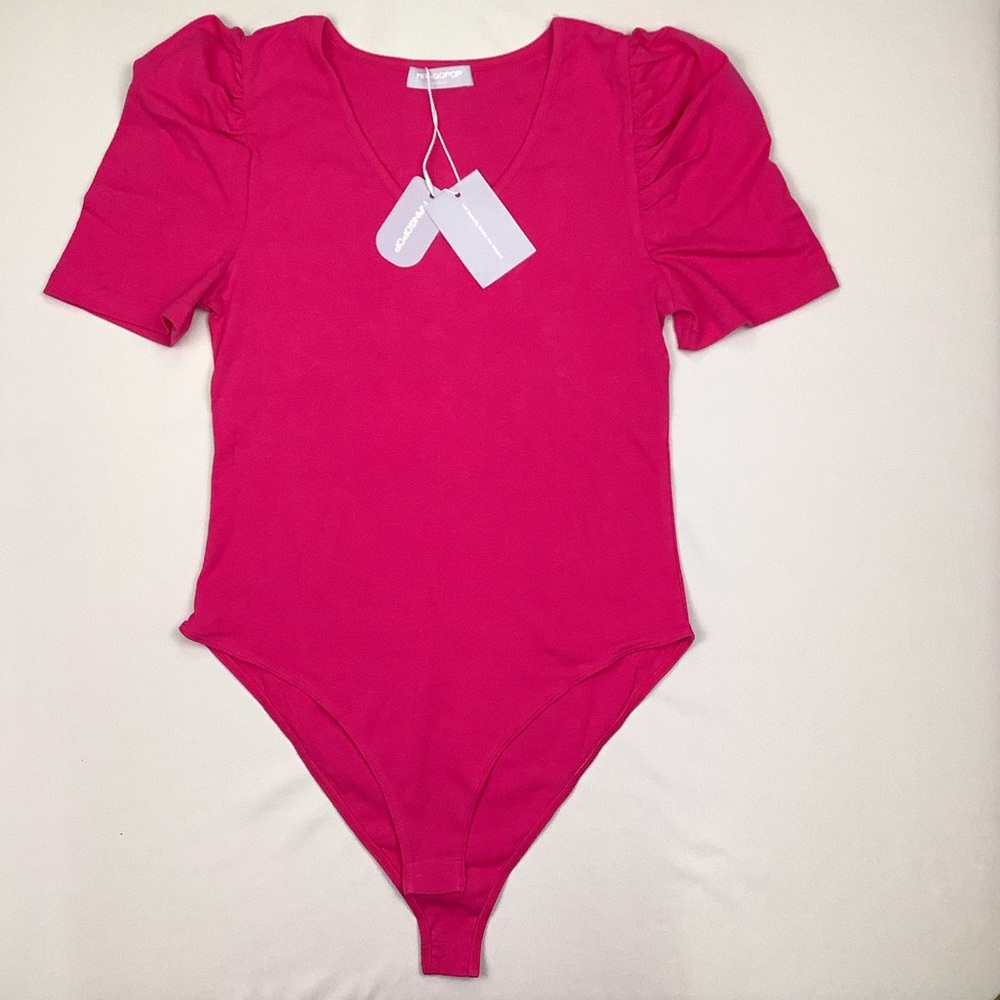 NWT MANGOPOP Pink Bodysuit Medium Deep V Neck Puff Sleeve - Picture 3 of 5